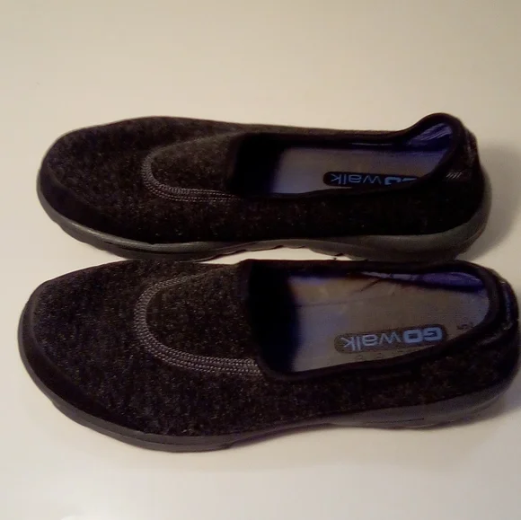 Skechers Go Walk Womens Size 6.5 Black Slip On Shoes Pre-owned No Box - Picture 5 of 15